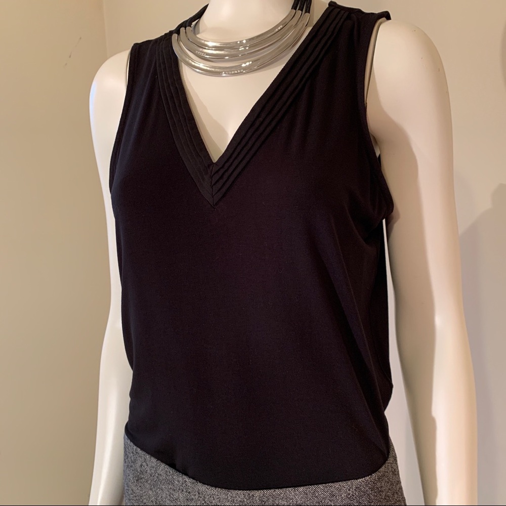 Banana Republic Black V-Neck Sleeveless